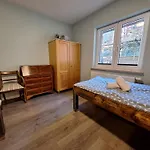 Gross, 8 Personen, 5 Zimmer, 2 Baeder *
