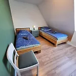 Gross, 8 Personen, 5 Zimmer, 2 Baeder Appartamento Oerlinghausen
