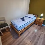 Gross, 8 Personen, 5 Zimmer, 2 Baeder Oerlinghausen