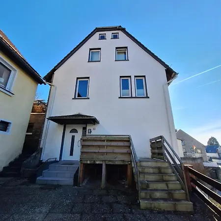 Gross, 8 Personen, 5 Zimmer, 2 Baeder Apartamento