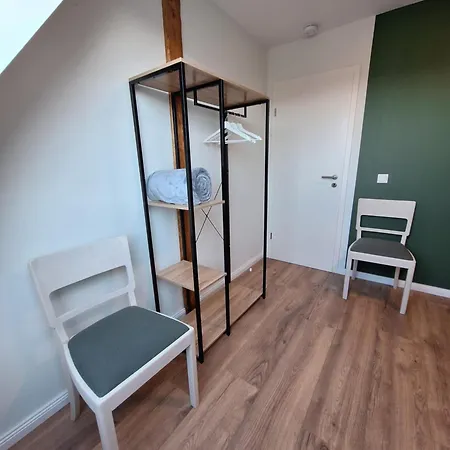 Gross, 8 Personen, 5 Zimmer, 2 Baeder Oerlinghausen