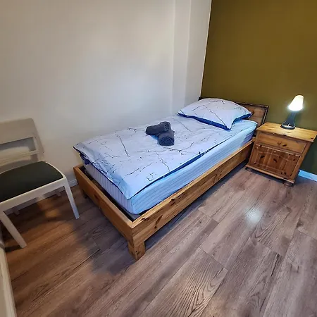 Gross, 8 Personen, 5 Zimmer, 2 Baeder Oerlinghausen