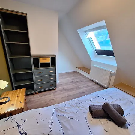 Gross, 8 Personen, 5 Zimmer, 2 Baeder Oerlinghausen