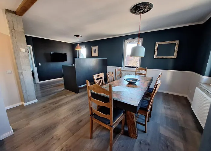 Apartamento Gross, 8 Personen, 5 Zimmer, 2 Baeder Oerlinghausen