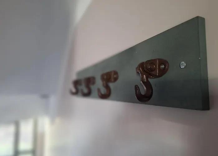 Gross, 8 Personen, 5 Zimmer, 2 Baeder