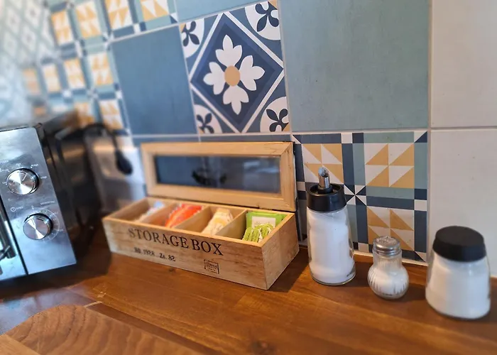 Gross, 8 Personen, 5 Zimmer, 2 Baeder