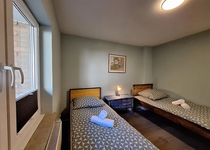 Gross, 8 Personen, 5 Zimmer, 2 Baeder Apartamento