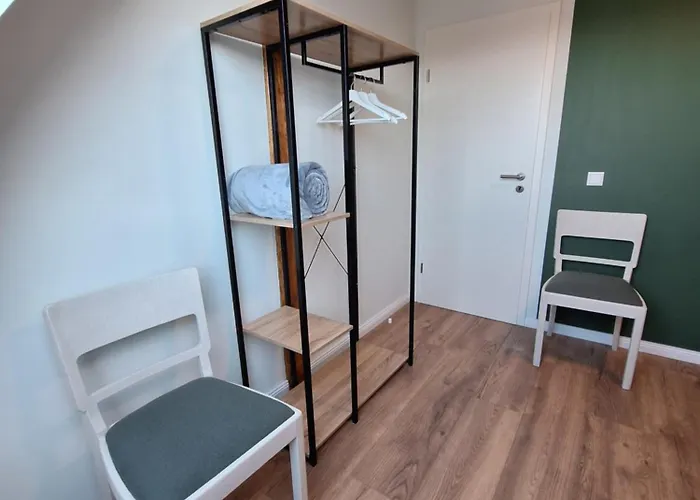 Gross, 8 Personen, 5 Zimmer, 2 Baeder Эрлингхаузен