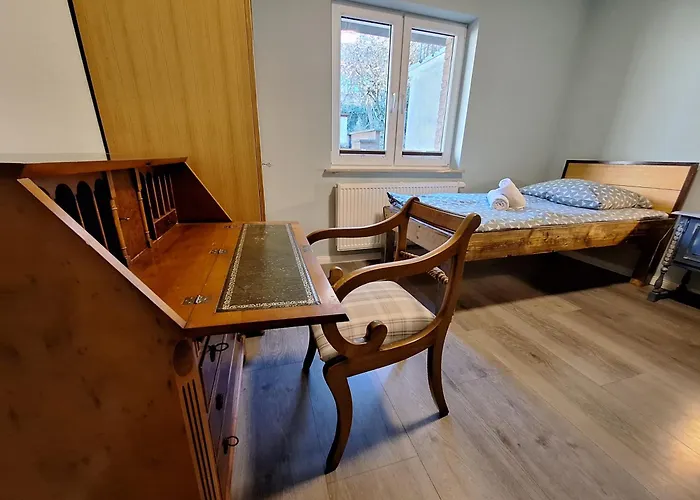 Gross, 8 Personen, 5 Zimmer, 2 Baeder * Эрлингхаузен